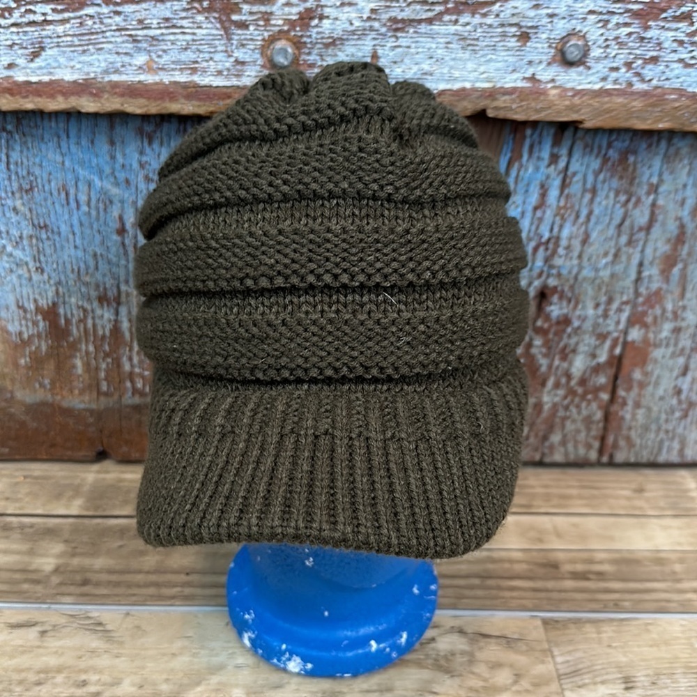 C.C Green Knit Cap - Picture 3 of 5